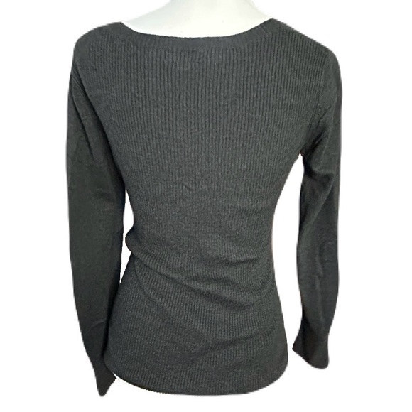 Liz Lange Gray Maternity Sweater, Size Large - Picture 2 of 8